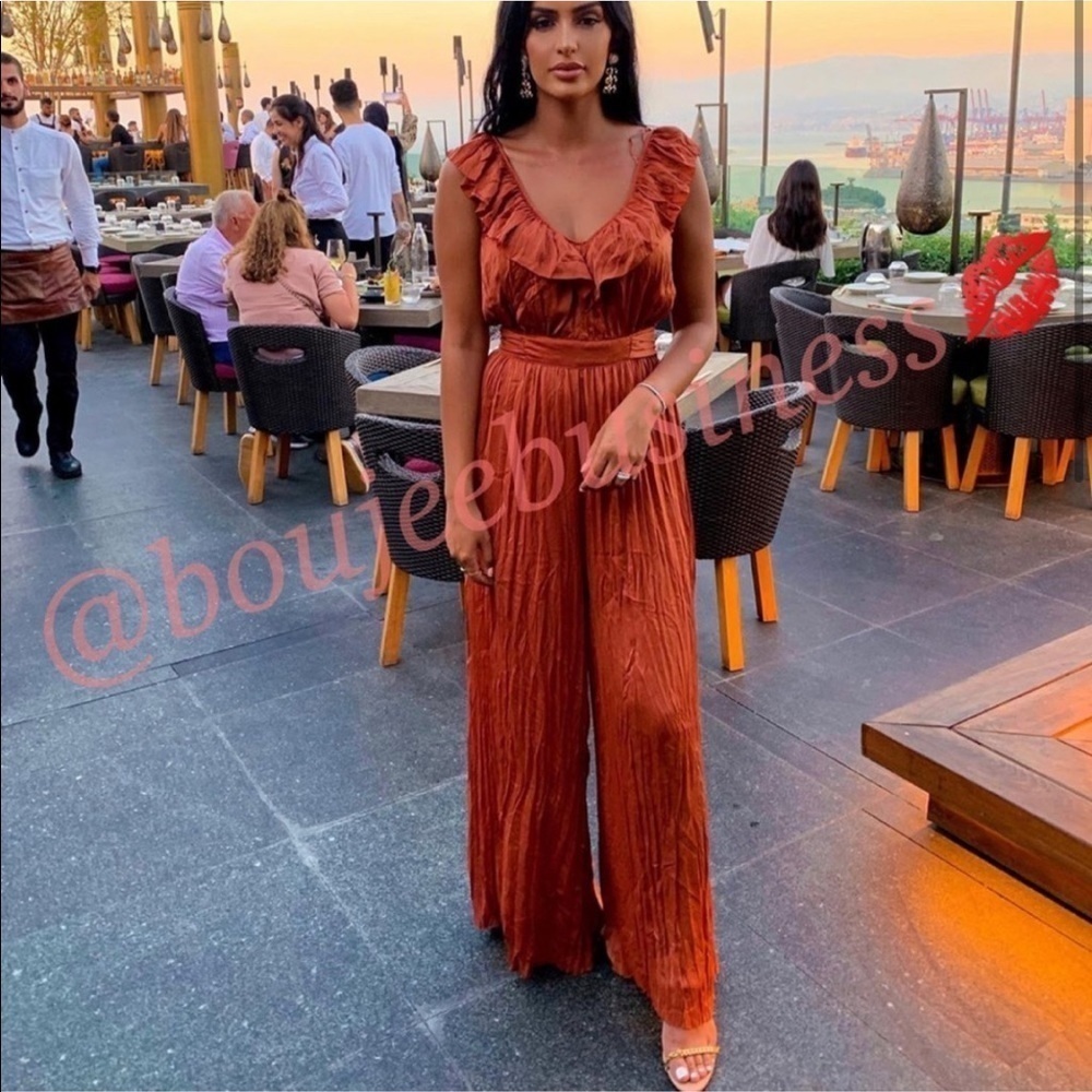ZARA BNWT Wrinkled Look Jumpsuit